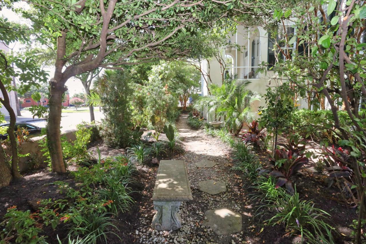 Virginia Point Inn Galveston Esterno foto